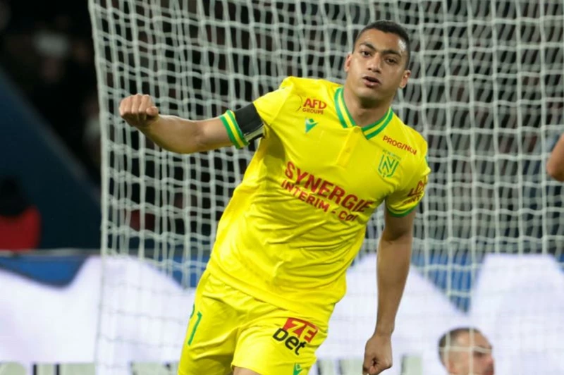 الاهتمام المتزايد بضم مصطفى محمد إلى صفوف باناثينايكوس