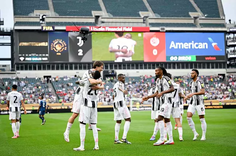 مدرب يوفنتوس يؤكد تركيز فلاهوفيتش وأهمية ديفيد للفريق