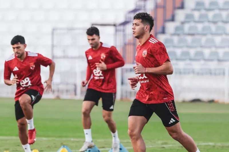 بعد 51 يومًا.. إمام عاشور يظهر في تدريبات الأهلي (صور)